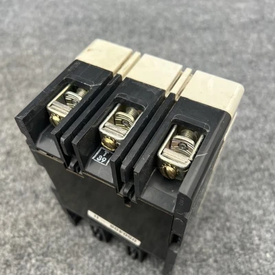 Used Cutler-Hammer fd3090 Circuit Breakers California US | Davliegogo LLC #1706053