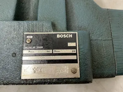 USED BOSCH 0 811 404 477