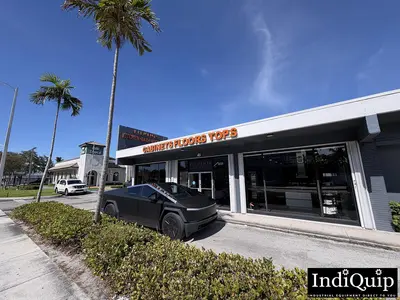 Used MULTIPLE _UNKNOWN_ Retail Store Fixtures US | IndiQuip #1284607