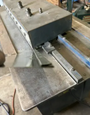 LOCKFORMER 20 GAUGE BUTTON PUNCH SNAPLOCK Roll Formers | THREE RIVERS MACHINERY (9)