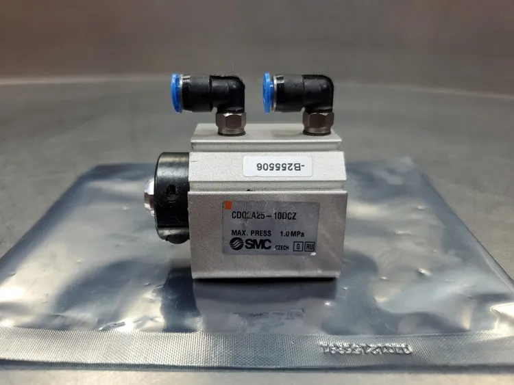 Used SMC _UNKNOWN_ Air Pressure Regulators South Carolina US | Palmetto Automation #1165993