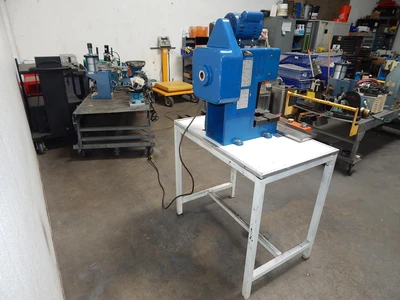 Used JAM _UNKNOWN_ O.B.I. Presses Texas US | OCO Industrial #1775032
