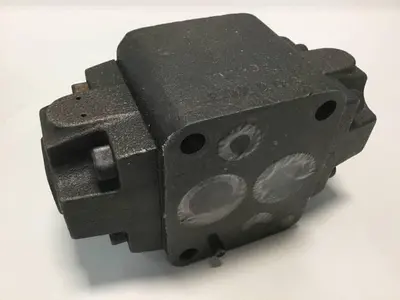 USED VICKERS 4CG061A21