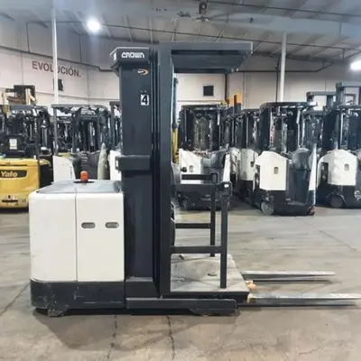 USED 2016 CROWN SP3510-30