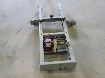 Traveling Overhead Lifting Hoist (For DS Breaker)