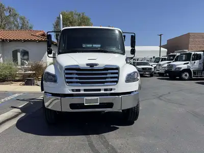 New | in-Stock 2027 FREIGHTLINER M2 106 PLUS Hooklifts & Roll-Offs California US | Commerce Truck Equipment Sales #1548704