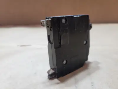 Used SQUARE D QO115 Switchgears British Columbia CA | Lenmark #1438613