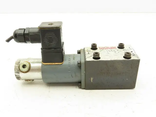 Used MOOG HYDROLUX _UNKNOWN_ Valves/Fittings | Arrow Industrial #622633