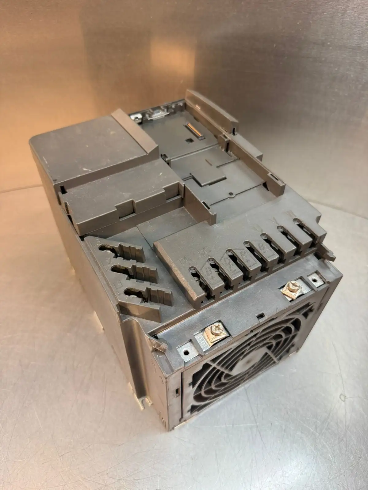 Siemens 6SE6440-2UD27-5CA1 7.50Kw A12/2.06 Micromaster 440 (5.2.1)