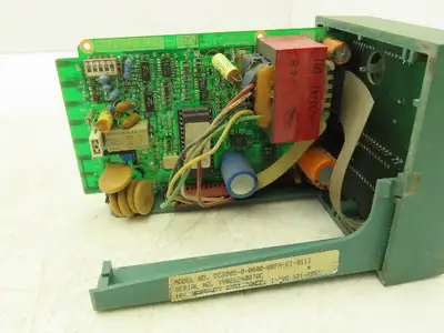 Honeywell DC2005-0-0000-00FM-EI-0111 UDC2000 Digital Temperature Controller