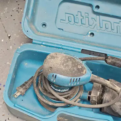 Makita 3/8" Drills, 6" Pad Ocillating Sander, Bench Grinder Head, and Misc