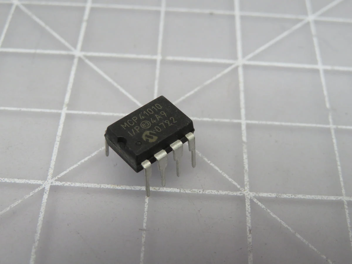 New | in-Stock MICROCHIP _UNKNOWN_ Misc Electrical & Power Parts | OCO Industrial #1746752