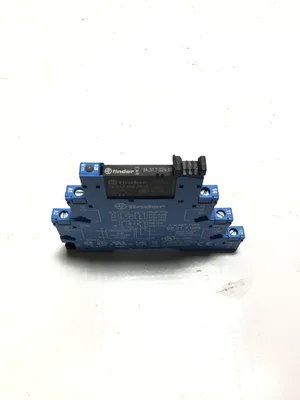 Finder 93.01.7.024 DIN Rail Relay Socket 6A (Lot of 26)
