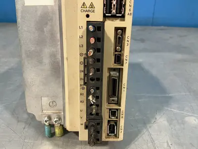 Used YASKAWA SGDV5R4D11A002000 Servo Drives Ohio US | HGR 24 #1335368