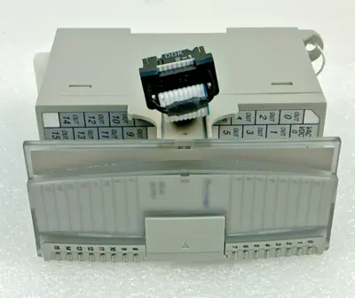 USED Allen-Bradley Allen-Bradley 1762-OW16
