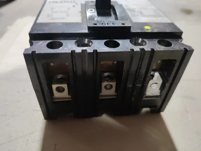 Square D FAL34015 15AMP Molded case Circuit Breaker *Free SHIPPING*