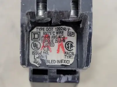 USED SQUARE D QOT115
