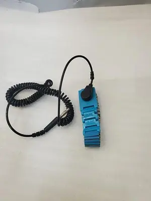 3M HAND WRISTS