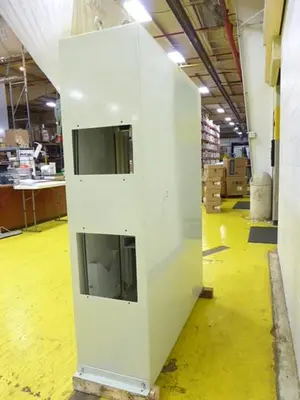 USED KLASSEN ENCLOSURE124