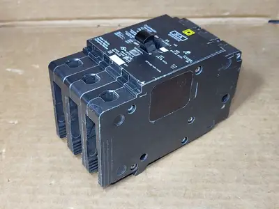 NEW SQUARE D EDB36030