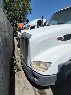 Used 2022 PETERBILT 579 Tractors & Trailers California US | Revelation Machinery #1404128