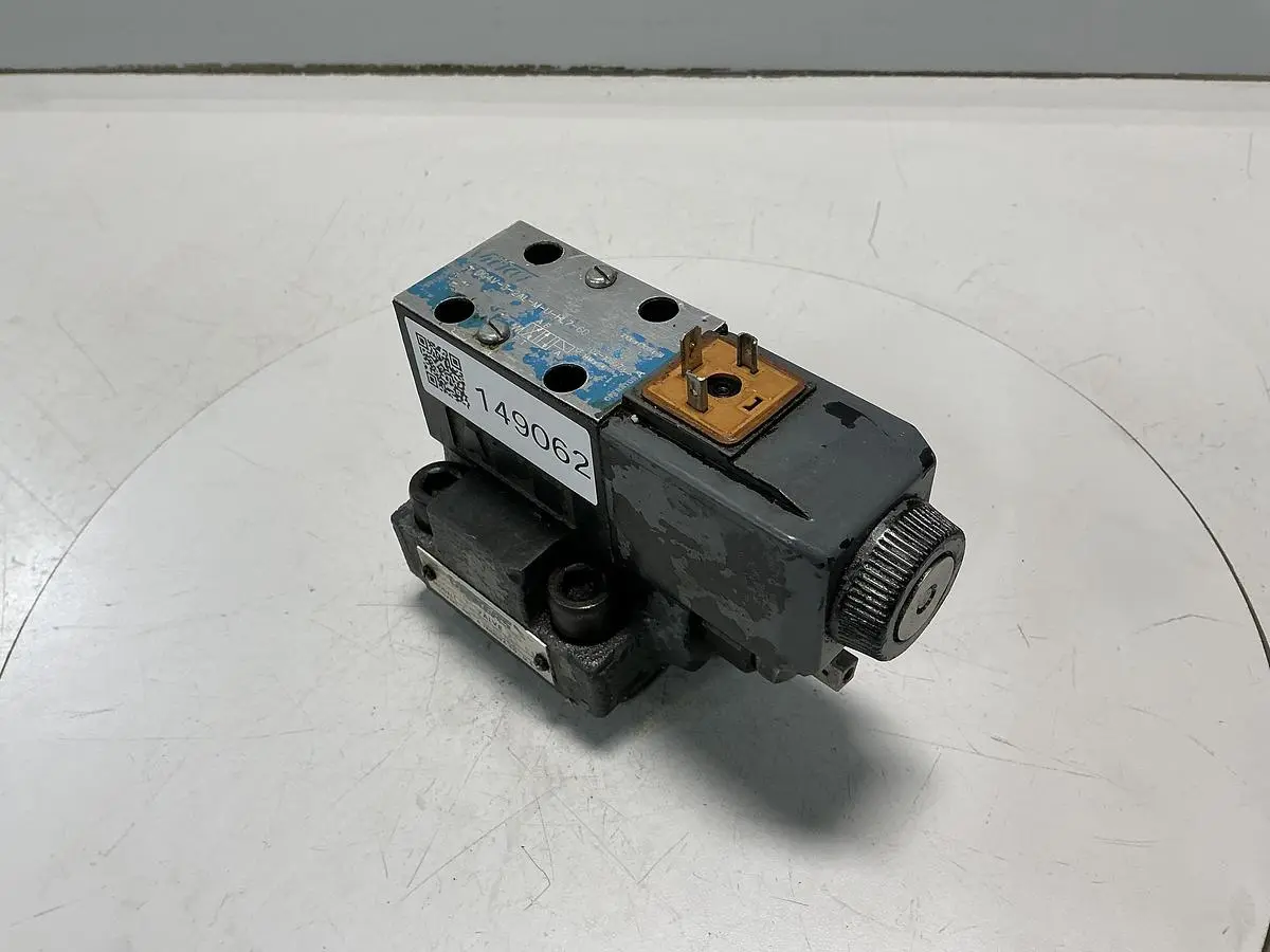 USED VICKERS DG4V-3-2AL-M-U-HL7-60