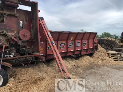 USED 2004 ROTOCHOPPER MC256 HORIZONTAL GRINDER