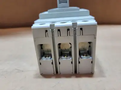 USED ALLEN-BRADLEY 140G-G6C3-C70