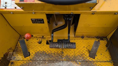 USED 1994 DEERE 482C