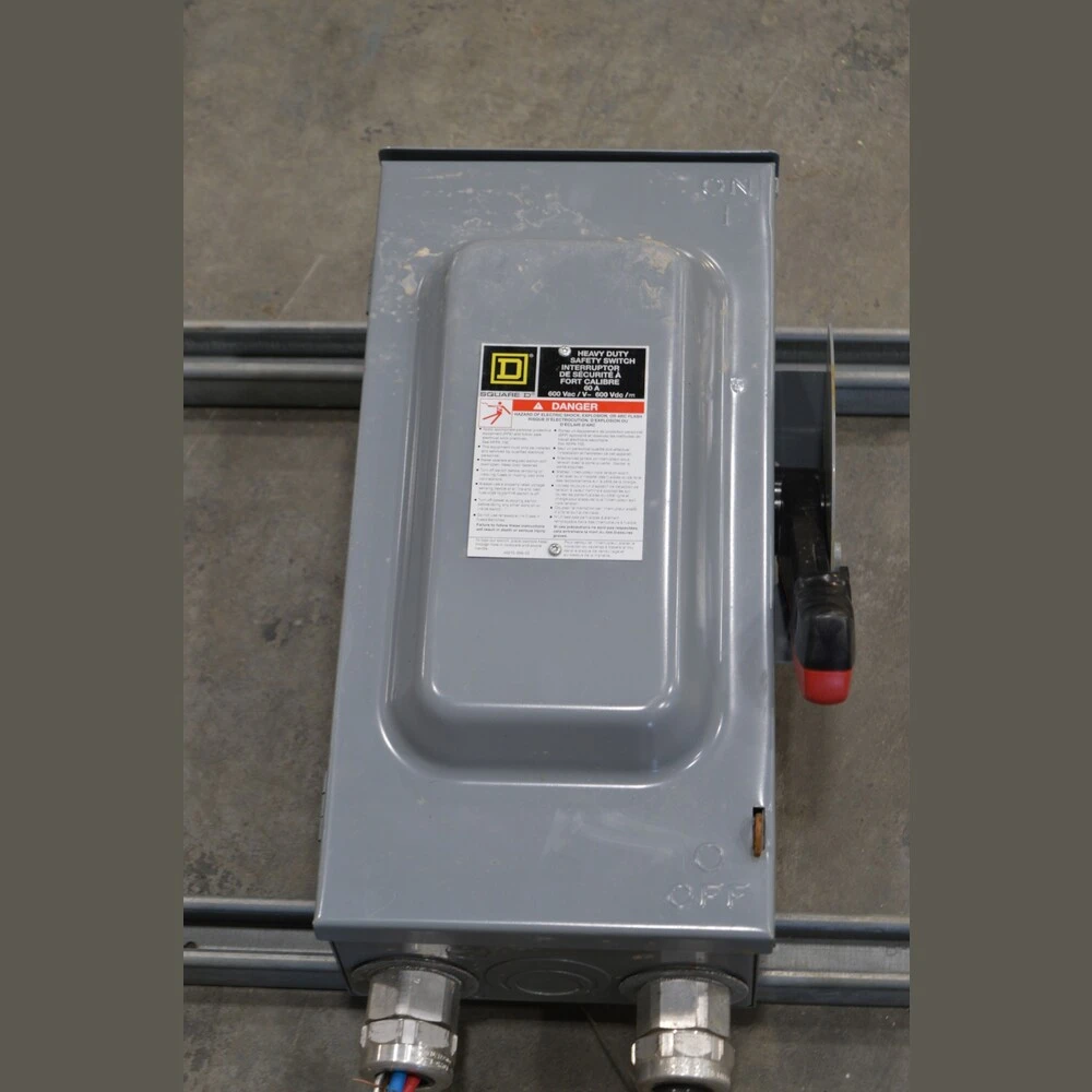 Square D 60 AMP Heavy Duty Safety Switch