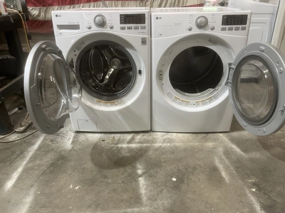Used LG FRONT LOAD SET Residential Appliances Michigan US | Miedema Asset Management Group #1578834
