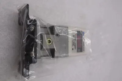 NEW SMC ITV2051-01N3BN4 Solenoid Regulator STOCK K-2416