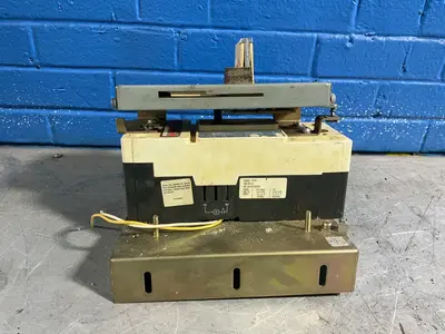 Used WESTINGHOUSE SNT2P11K / JD3250F Circuit Breaker Parts Ohio US | HGR 24 #1316363