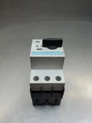 Used Siemens 3RV1021-1CA10 SIRIUS Manual Motor Starter, 2.5A. Starters South Carolina US | Palmetto Automation #1158913