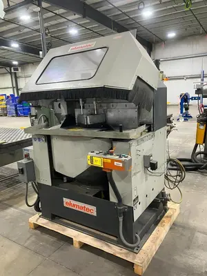 Used 2004 _UNKNOWN_ _UNKNOWN_ Miter Saws Minnesota US | Myron Bowling Auctioneers Inc #1541930