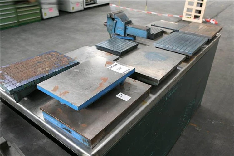 Used CAST IRON SURFACE PLATES _UNKNOWN_ Granite Surface Plates | Apt International N.V #364874