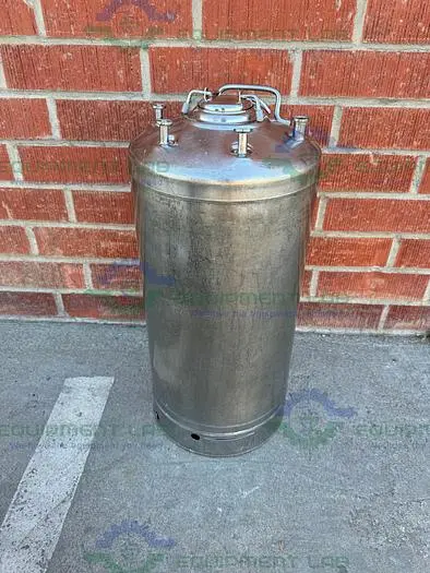 Used ALLOY PRODUCTS 45 LITER STAINLESS STEEL PRESSURE VESSEL 130 PSI Pressure Vessels California US | Equipment Lab #488779