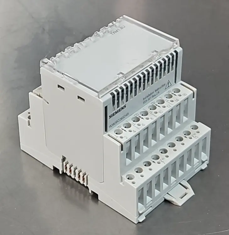 Used Siemens SIEMENS TXM1 .8 U I PLC Processors | Palmetto Automation #1155832