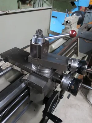 USED CLAUSING COLCHESTER VARIABLE SPEED LATHE VS 12″