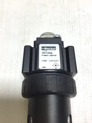 Parker 15F12HA Filter Regulator 1/4″ Pmax 150PSI Tmax 125F (52C)