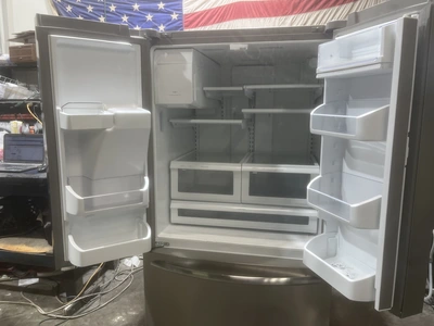 Used FRIGIDAIRE GALLERY FRENCH DOOR Refrigerators Michigan US | Miedema Asset Management Group #1316005