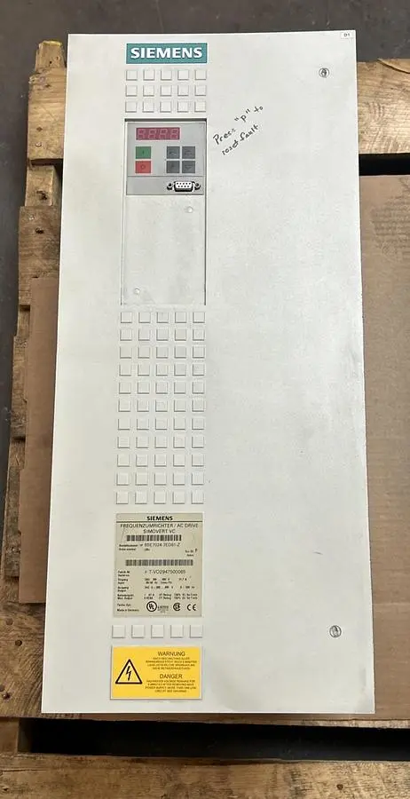 Used SIEMENS 6SE7024-7ED61-Z Servo Drives Ohio US | Surplus Asset Holdings #1207042