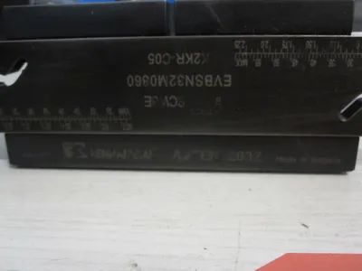 USED KENNAMETAL Parting Blade Holder