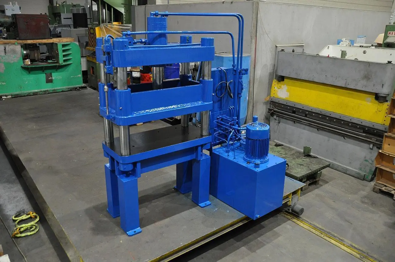 USED VREMAC 80 TON