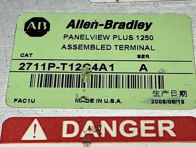 USED ALLEN BRADLEY 2711P-T12G4A1