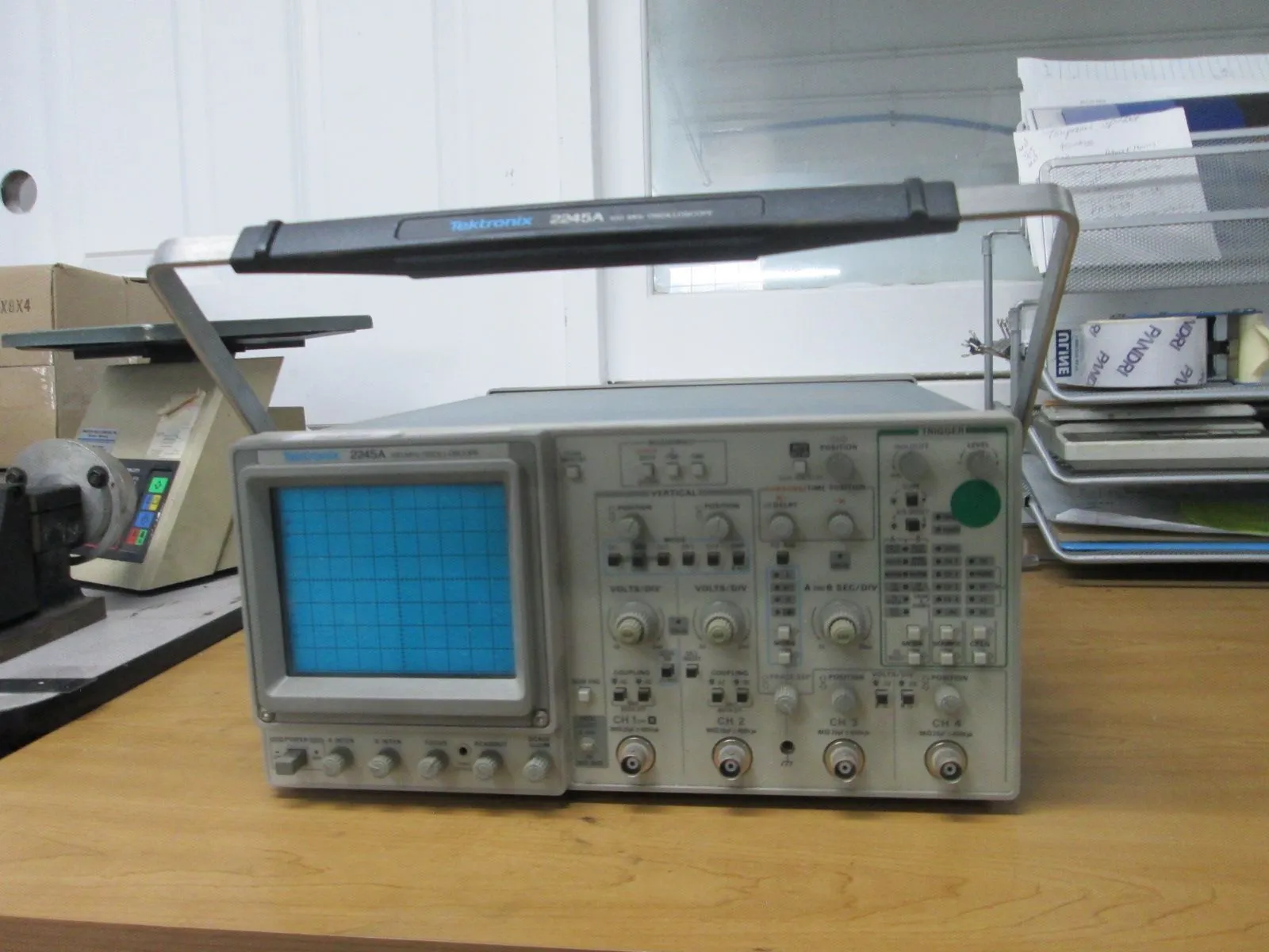 USED TEKTRONIX 2245A