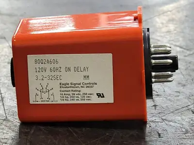 USED EAGLE SIGNAL CONTROLS 80Q2A606