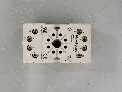 USED ALLEN-BRADLEY 700-HN100