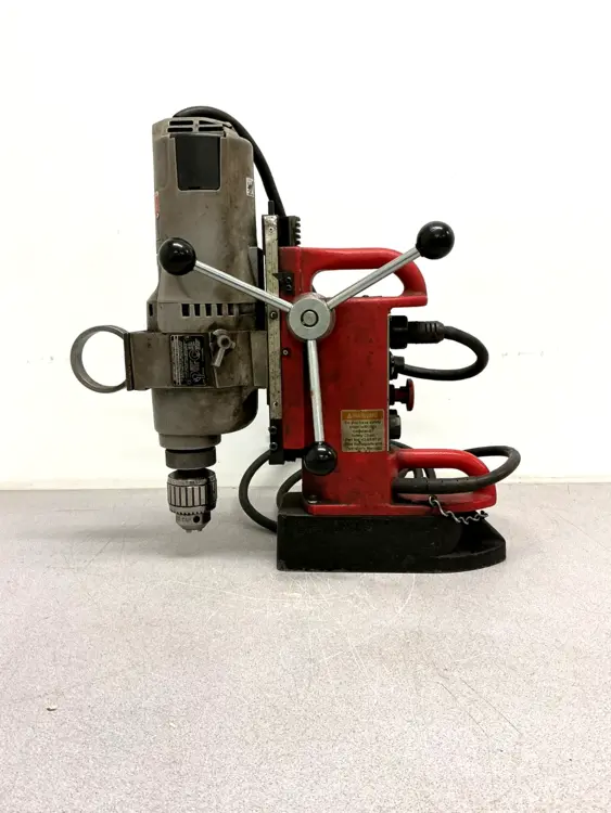 Used MILWAUKEE SMART 6 Portable Drills including Magnetic Base Ohio US | Equipment Recovery Corp. #1331793