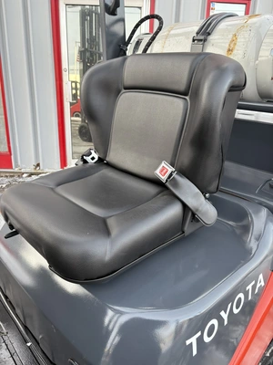 USED 2017 TOYOTA 8FGCU25